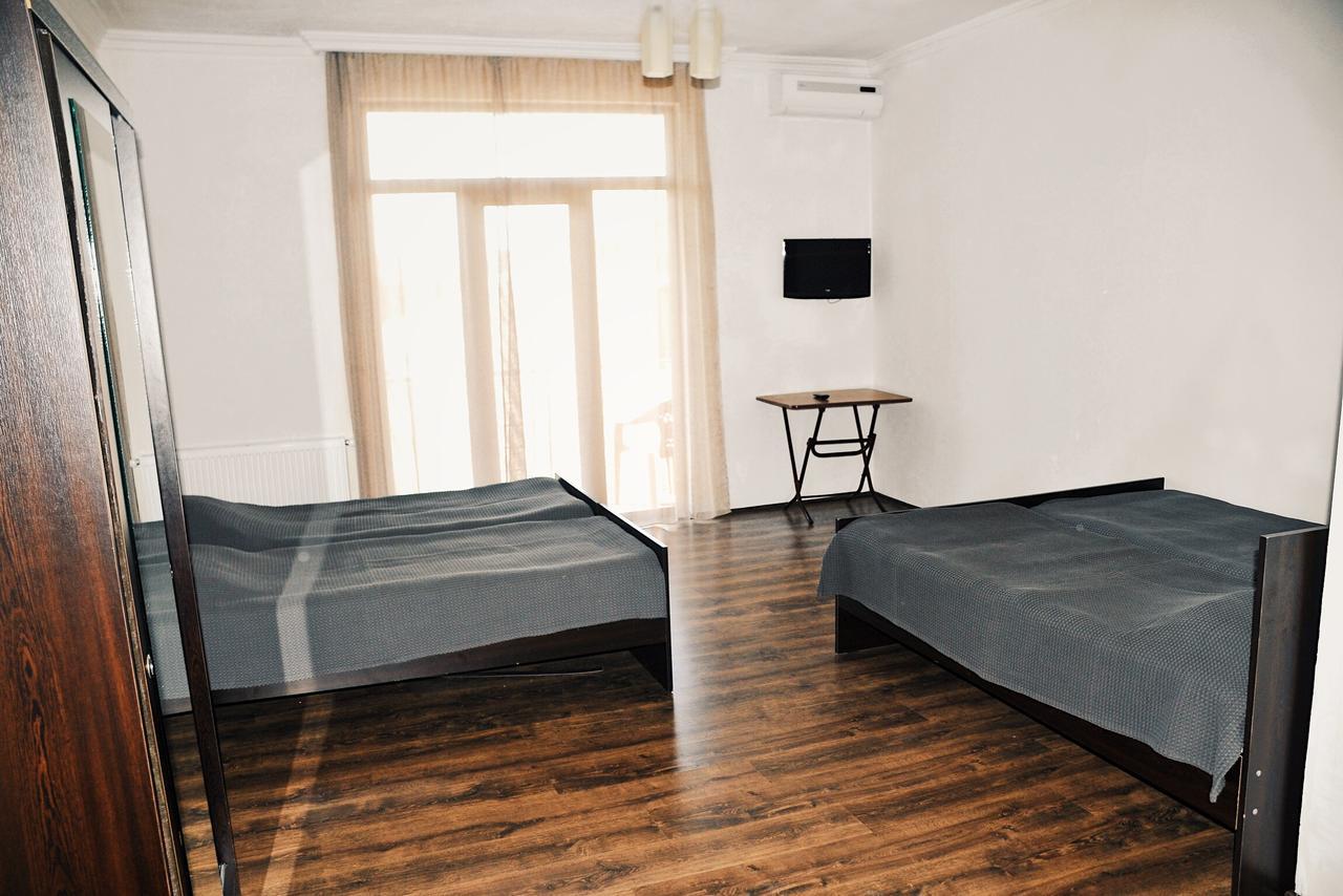 Hotel Sunny Coast Kobuleti Exteriör bild